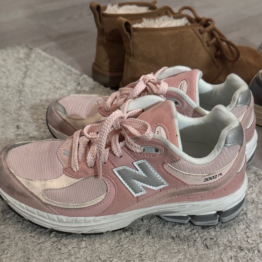 New Balance Women's Pink and White Sneakers
